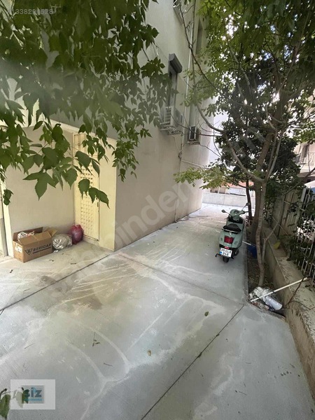 Gül Sokak'ta Merkezi Konumda Zeminkat Daire 2 + 1 — fotoğraf 5