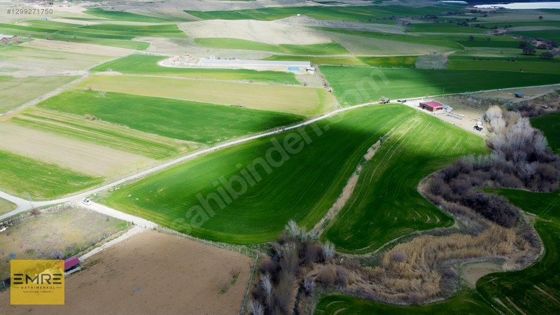 Emre Gm/den Merkez Beşik'te 15 Km Şehir Ve Cip Barajı Manzaralı — fotoğraf 7