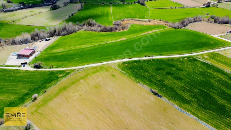 Emre Gm/den Merkez Beşik'te 15 Km Şehir Ve Cip Barajı Manzaralı — fotoğraf 15