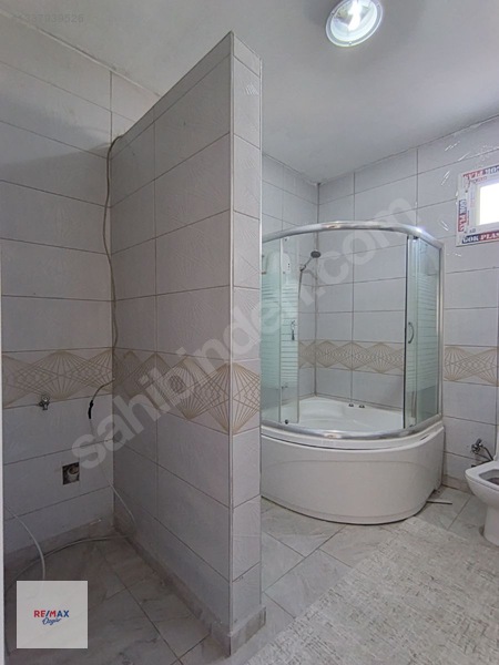 Remax Özgür'den Yukarıarıl Da Havuzlu Bağ Evi & Bahçe — fotoğraf 22