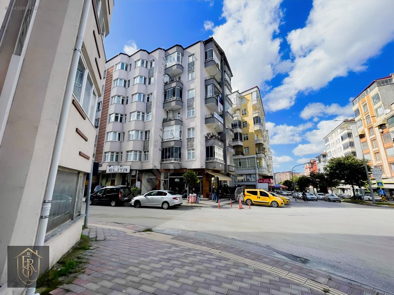 Erol Emlak'dan Elekci Yokuşu Cadde Üstü Satılık 3+1 Daire — fotoğraf 6