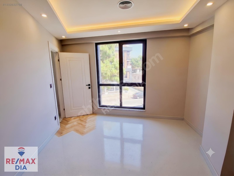 Re/max Dıa'dan Düzce Rasim Betir Bulvarında 1+1 Satılık Daire — fotoğraf 11