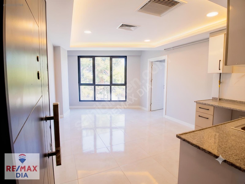 Re/max Dıa'dan Düzce Rasim Betir Bulvarında 1+1 Satılık Daire — fotoğraf 13
