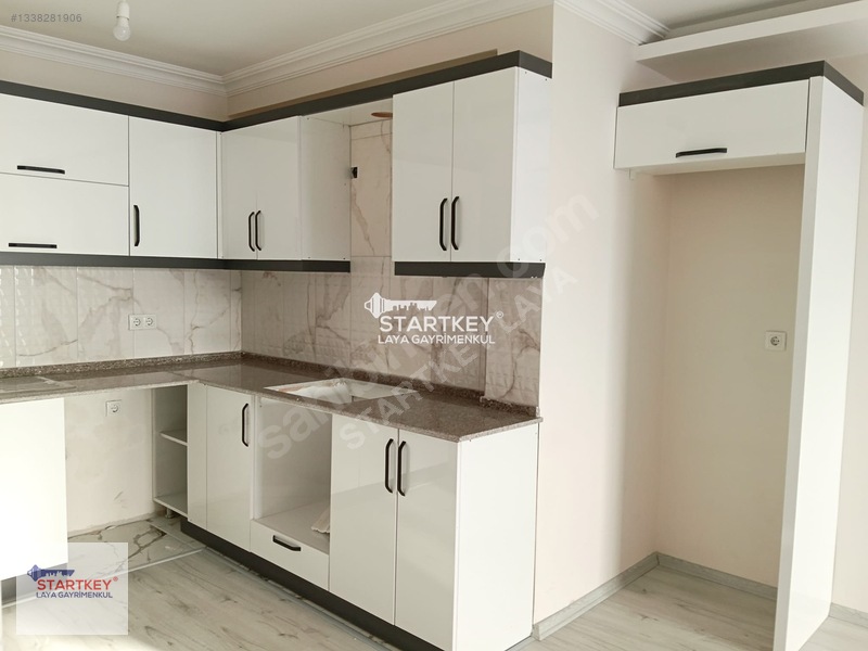 Seferihisar Merkezde Doğalgazlı Sıfır 3+1 Satılık Daire — fotoğraf 6