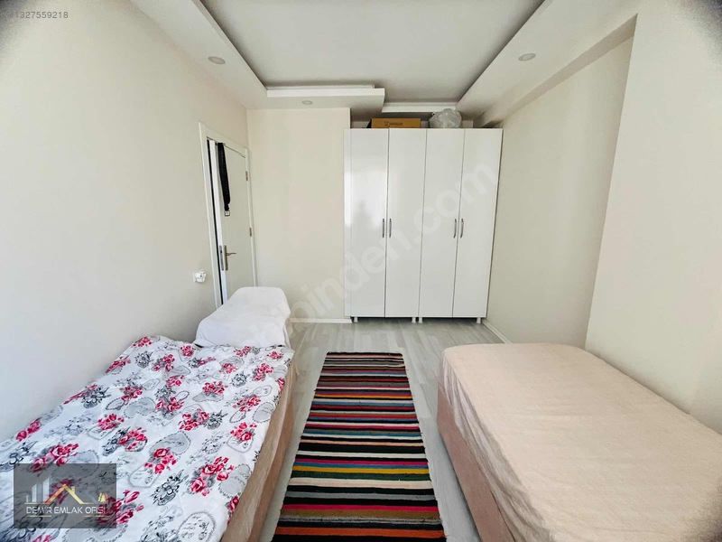 Demir Emlak'tan Kiralık Karşıyaka'da 1+1 Eşyalı Daire — fotoğraf 4