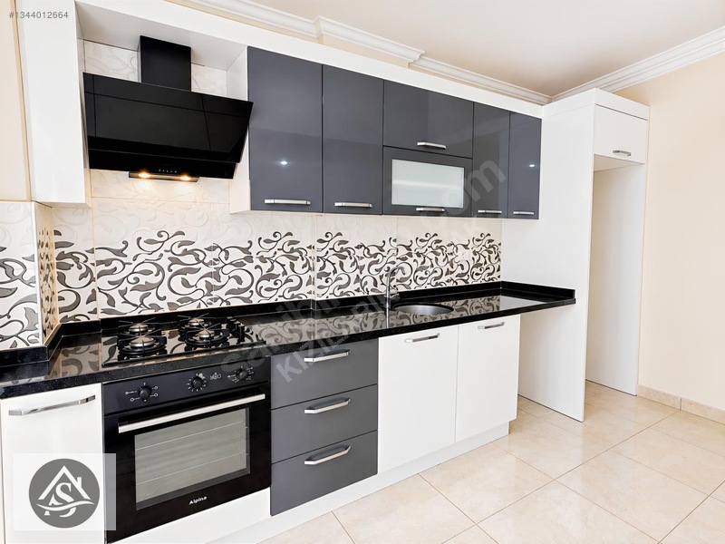 __bakımlı Ve Düzenli Site İçi__2+1__satılık Daire __ — fotoğraf 2