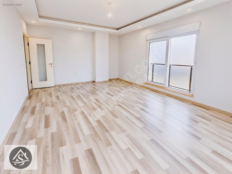__bakımlı Ve Düzenli Site İçi__2+1__satılık Daire __ — fotoğraf 3