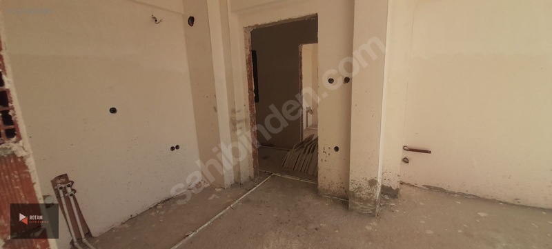 Üniversite İle Komşu Satılık 1+1 (balkonlu)ara Kat Daire — fotoğraf 12