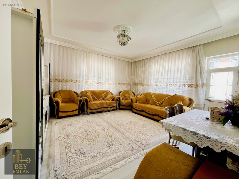Ataşehir'de Satılık 3+1 Ara Kat İçi Yapılı Daire — fotoğraf 7