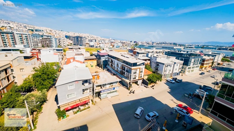 Balatçık'da Kapalı Mutfak Çift Banyolu Geniş 3+1 Daire — fotoğraf 3