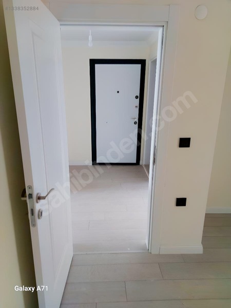 Cadde Oto Emlak'tan Deniz Manzaralı Geniş Balkonlu Sıfır Daire — fotoğraf 18