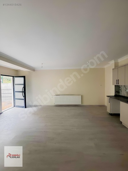 Çarşıda Mutfak Dolaplı Kombili Ve İskanlı Satılık Sıfır 1+1 — fotoğraf 11
