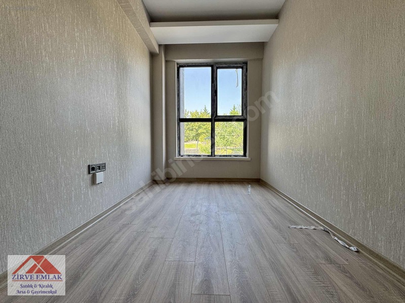Zirveden Yeni Binada, Bağımsız Mutfaklı Sıfır Kiralık 2+1 Daire — fotoğraf 13