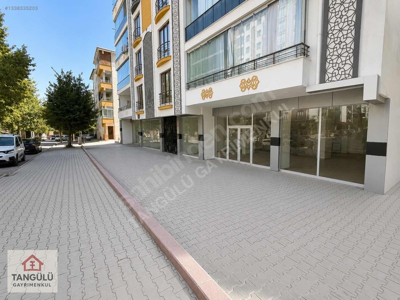 Yeni Mah. Murat İlk Öğr. Okulu Karşısı 400 M2 Kiralık Dükkan — fotoğraf 3