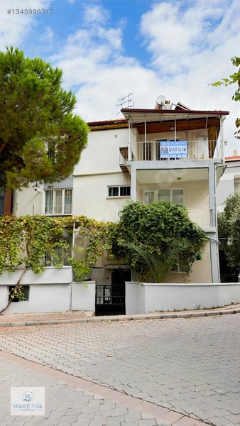 Mare Vıa'Dan İncilipınarda Satılık 3 Katlı Müstakil Bina
