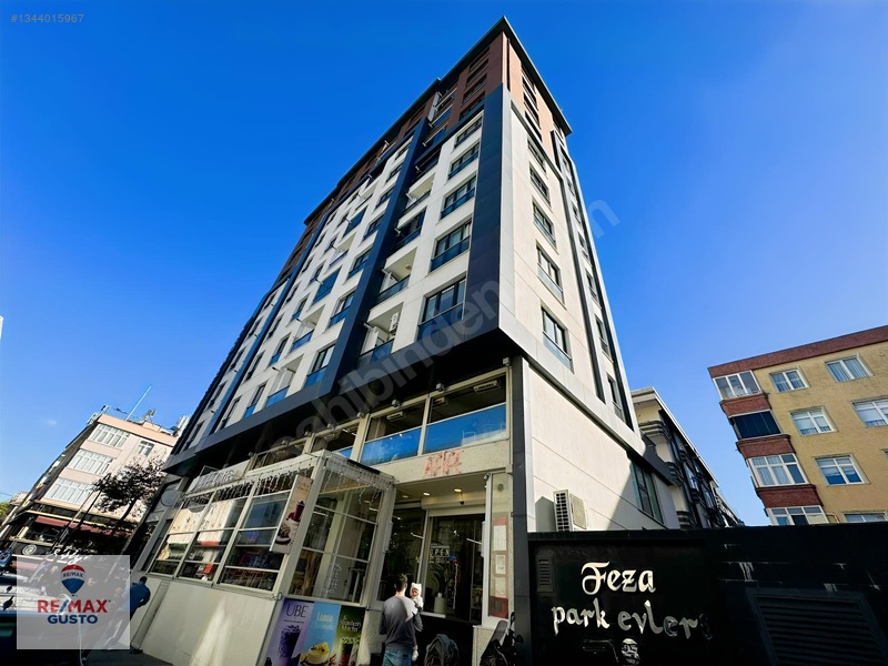 Bağcılar Yürüyüş Yolunda Otoparklı 3+1