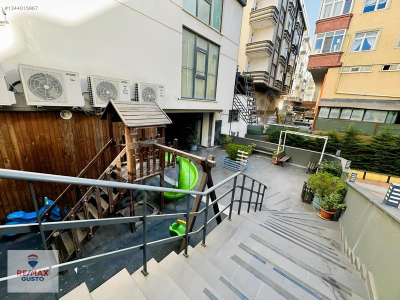 Bağcılar Yürüyüş Yolunda Otoparklı 3+1 — fotoğraf 2