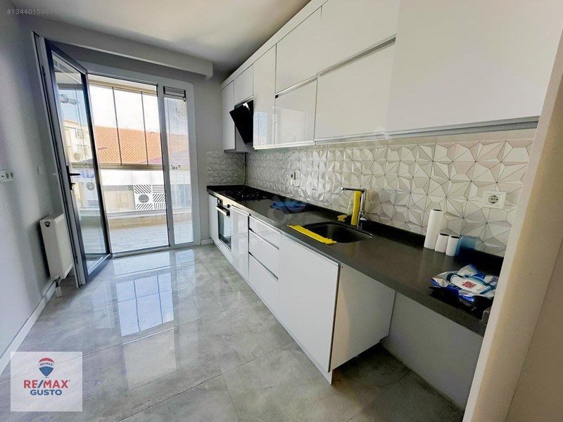 Bağcılar Yürüyüş Yolunda Otoparklı 3+1 — fotoğraf 16