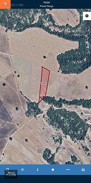 Gediz Gökler/Güney Mahallesinde 4 Dönüm Resmi Yol Cepheli Arazi