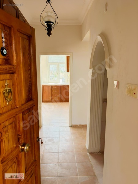 Eğirdir Göl Manzaralı Ara Katta Satılık 3+1 Daire — fotoğraf 9