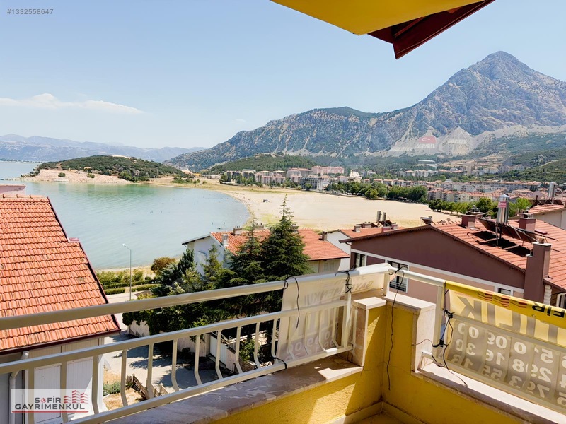 Eğirdir Göl Manzaralı Ara Katta Satılık 3+1 Daire — fotoğraf 16