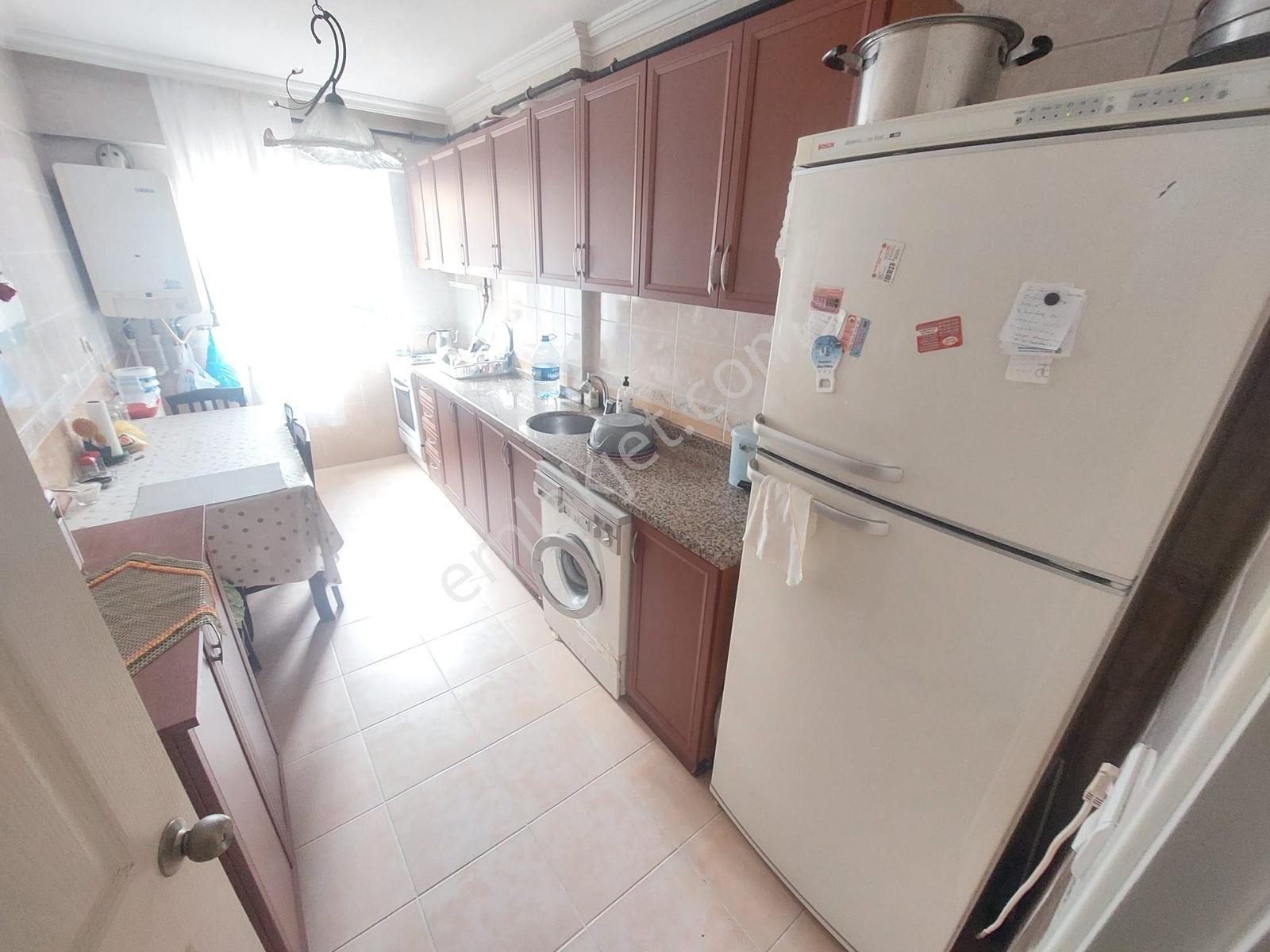 Şeref Emlak Pazariçi Mah. Satılık Daire 5,500,000 Tl