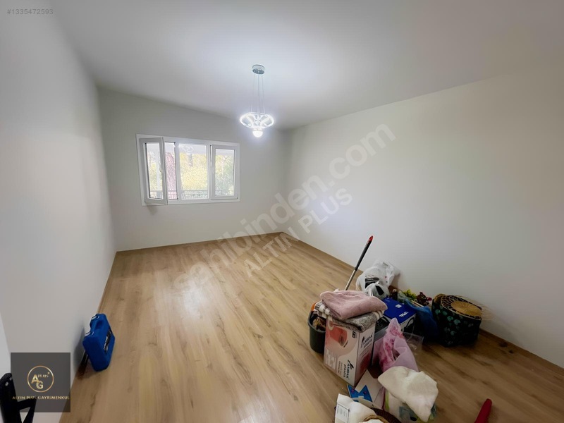 Menderes Çatalcada İçerisinde Evi Olan Satılık Tarla — fotoğraf 20