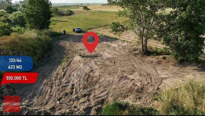 Anayola Yakın Yolu Olan Konumda Uygun Fiyatlı Hisse — fotoğraf 3