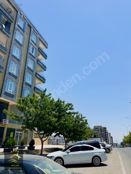Kiralık Şehir Manzaralı Geniş, Ferah Ve Merkezi Konumda Ara Kat — fotoğraf 2
