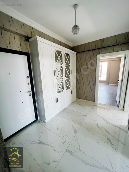 Kiralık Şehir Manzaralı Geniş, Ferah Ve Merkezi Konumda Ara Kat — fotoğraf 7