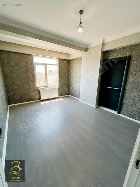 Kiralık Şehir Manzaralı Geniş, Ferah Ve Merkezi Konumda Ara Kat — fotoğraf 9