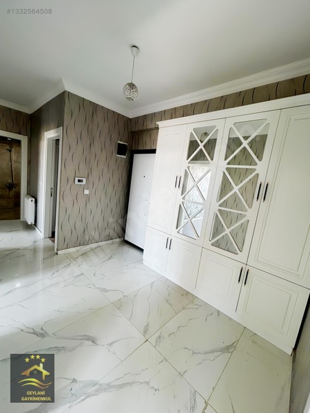 Kiralık Şehir Manzaralı Geniş, Ferah Ve Merkezi Konumda Ara Kat — fotoğraf 12