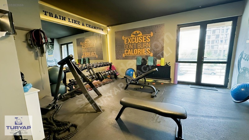 Turyap'tan Park Caddesinde Spor Salonunda Satılık Hisse — fotoğraf 7