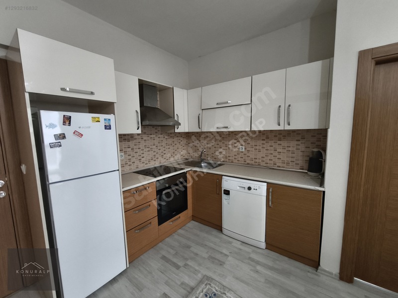 Konuralp Grup'tan Güney Cephe 2+1çift Wc Banyo Eşyalı Satılık — fotoğraf 5