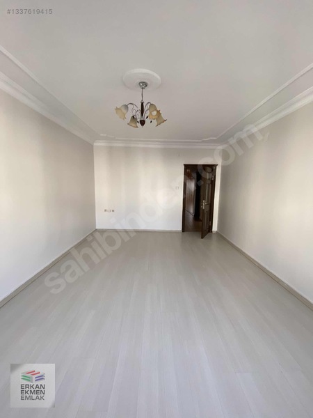 Bahçelievlerde 3+1 Kiralık Daire Merkezi Konumda — fotoğraf 2