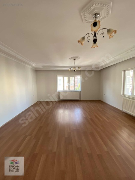 Bahçelievlerde 3+1 Kiralık Daire Merkezi Konumda — fotoğraf 3
