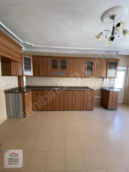Bahçelievlerde 3+1 Kiralık Daire Merkezi Konumda — fotoğraf 8