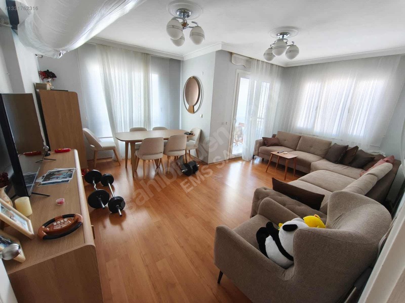 Buca Adatepe'de Satılık 3+1 Daire: Doğalgazlı, Çift Balkonlu, 12 — fotoğraf 7