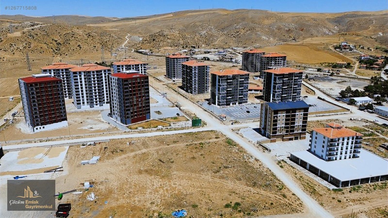 Çözüm Emlak'dan Kiralık 1+1 Eşyalı Daire — fotoğraf 2