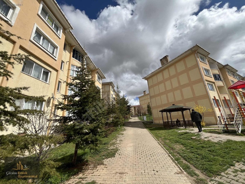 Çözüm Emlak"dan Satılık 2+1 Daire — fotoğraf 6