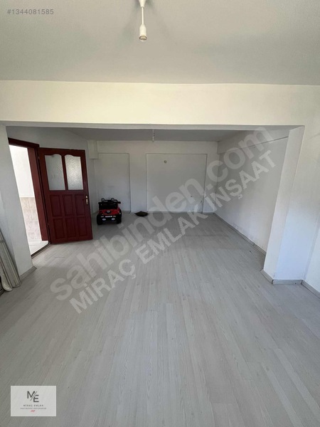 Miraç Emlaktan Akhisarda Uygun Fiyatlı Bahçe Katı Daire — fotoğraf 5