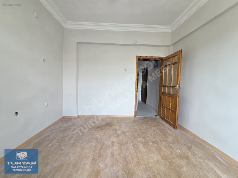 Turyap Mega'dan Fahri Kayahan Cad. Yakınında 3+1 Satılık Daire — fotoğraf 5