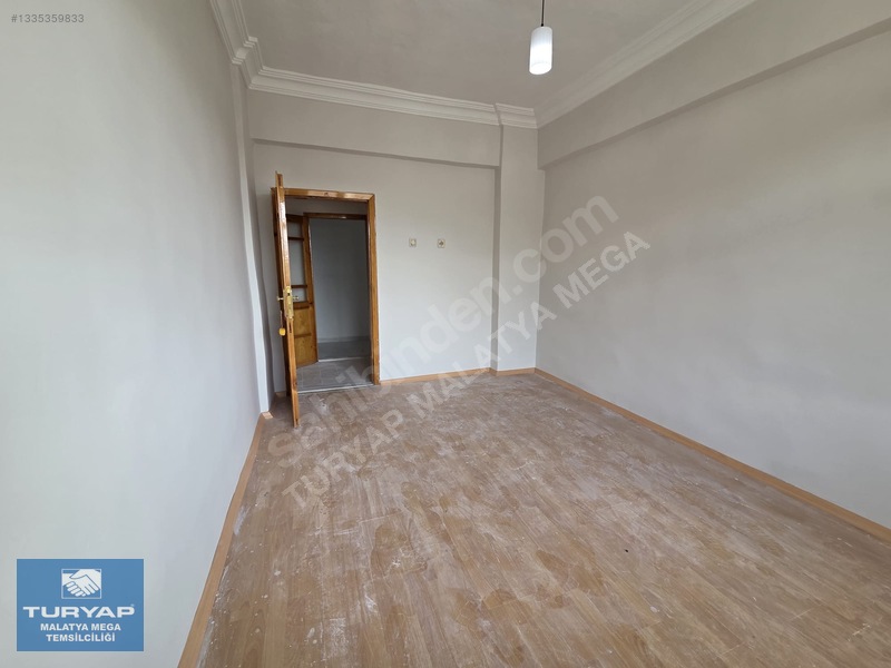Turyap Mega'dan Fahri Kayahan Cad. Yakınında 3+1 Satılık Daire — fotoğraf 6