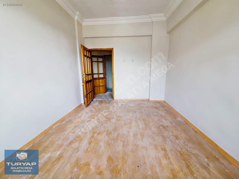 Turyap Mega'dan Fahri Kayahan Cad. Yakınında 3+1 Satılık Daire — fotoğraf 8