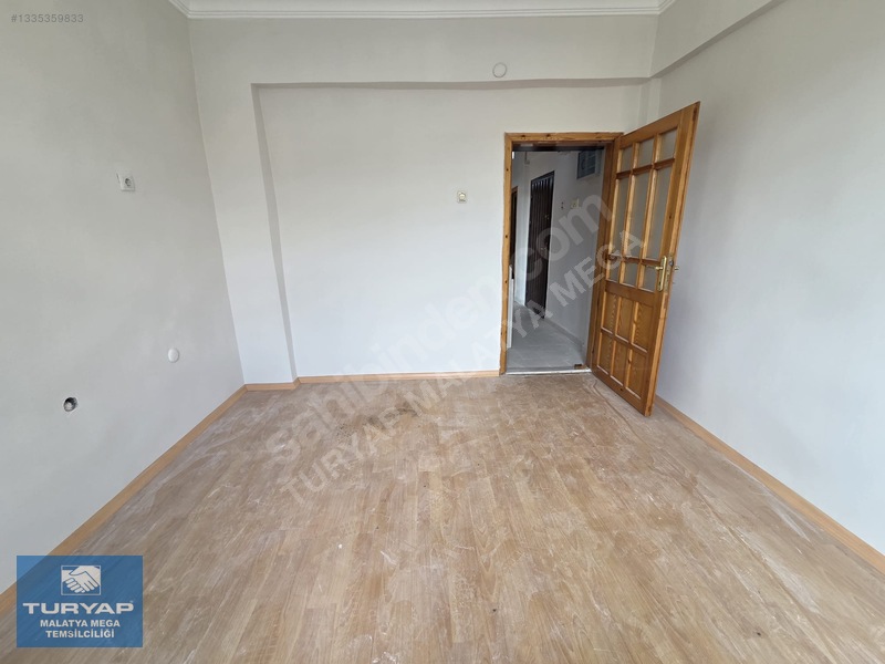 Turyap Mega'dan Fahri Kayahan Cad. Yakınında 3+1 Satılık Daire — fotoğraf 11