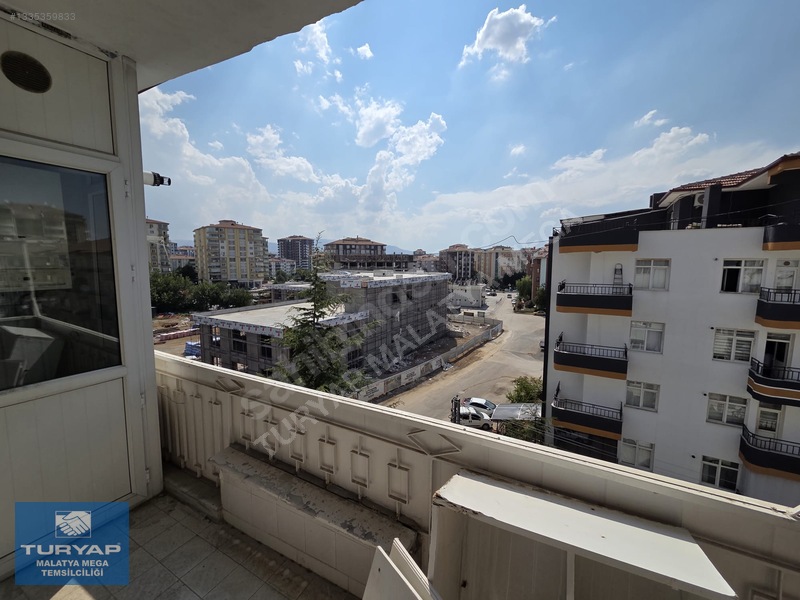 Turyap Mega'dan Fahri Kayahan Cad. Yakınında 3+1 Satılık Daire — fotoğraf 15