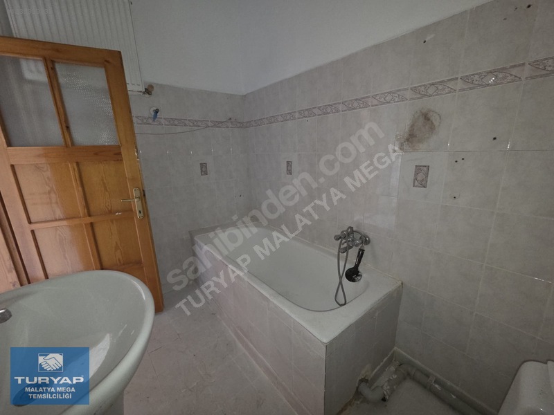 Turyap Mega'dan Fahri Kayahan Cad. Yakınında 3+1 Satılık Daire — fotoğraf 19