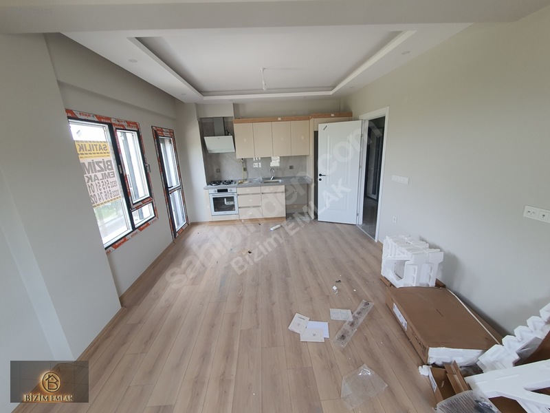 Güzelhisar Caddesinde Sıfır 2+1 Kombi+panjur+ankastreli Daire — fotoğraf 6
