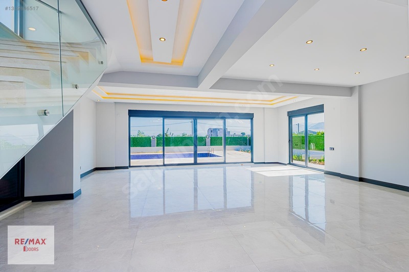 5+1 | 500 M² Müstakil Parselde Havuzlu Lüks Villa — fotoğraf 9