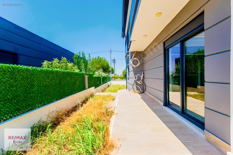5+1 | 500 M² Müstakil Parselde Havuzlu Lüks Villa — fotoğraf 15